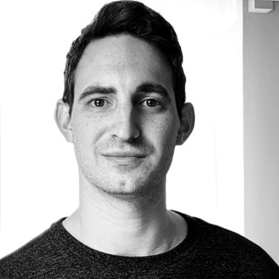 Justin Graver headshot